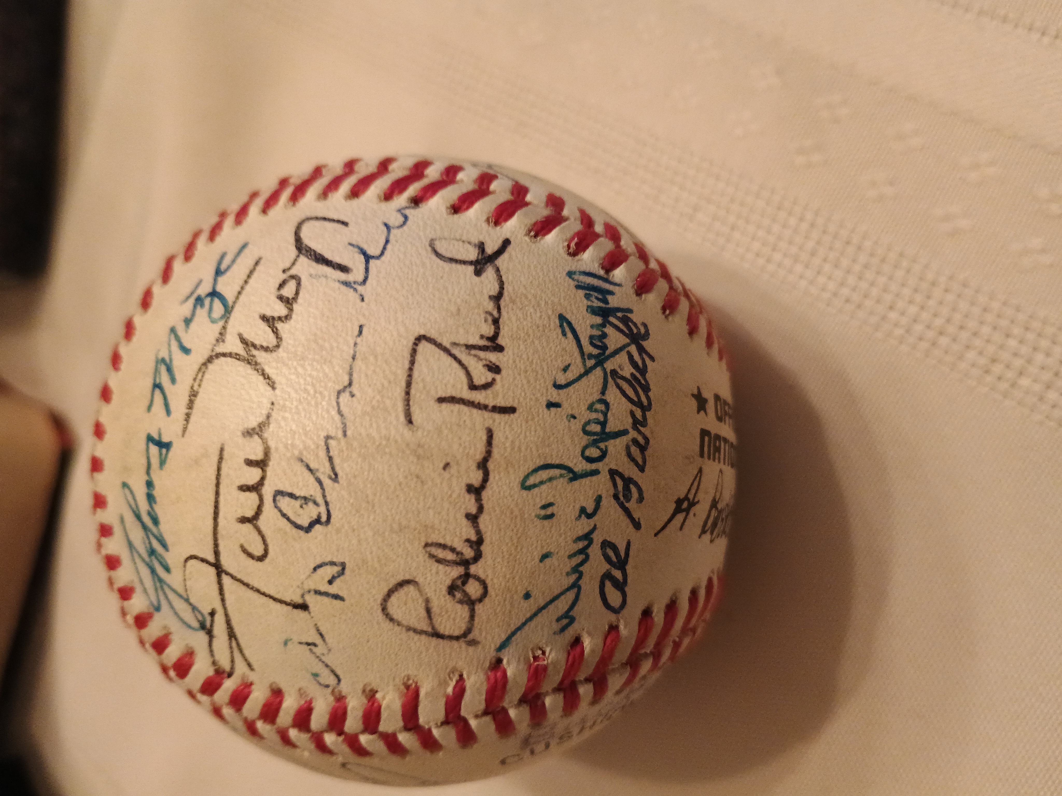 21 HOF signatures 