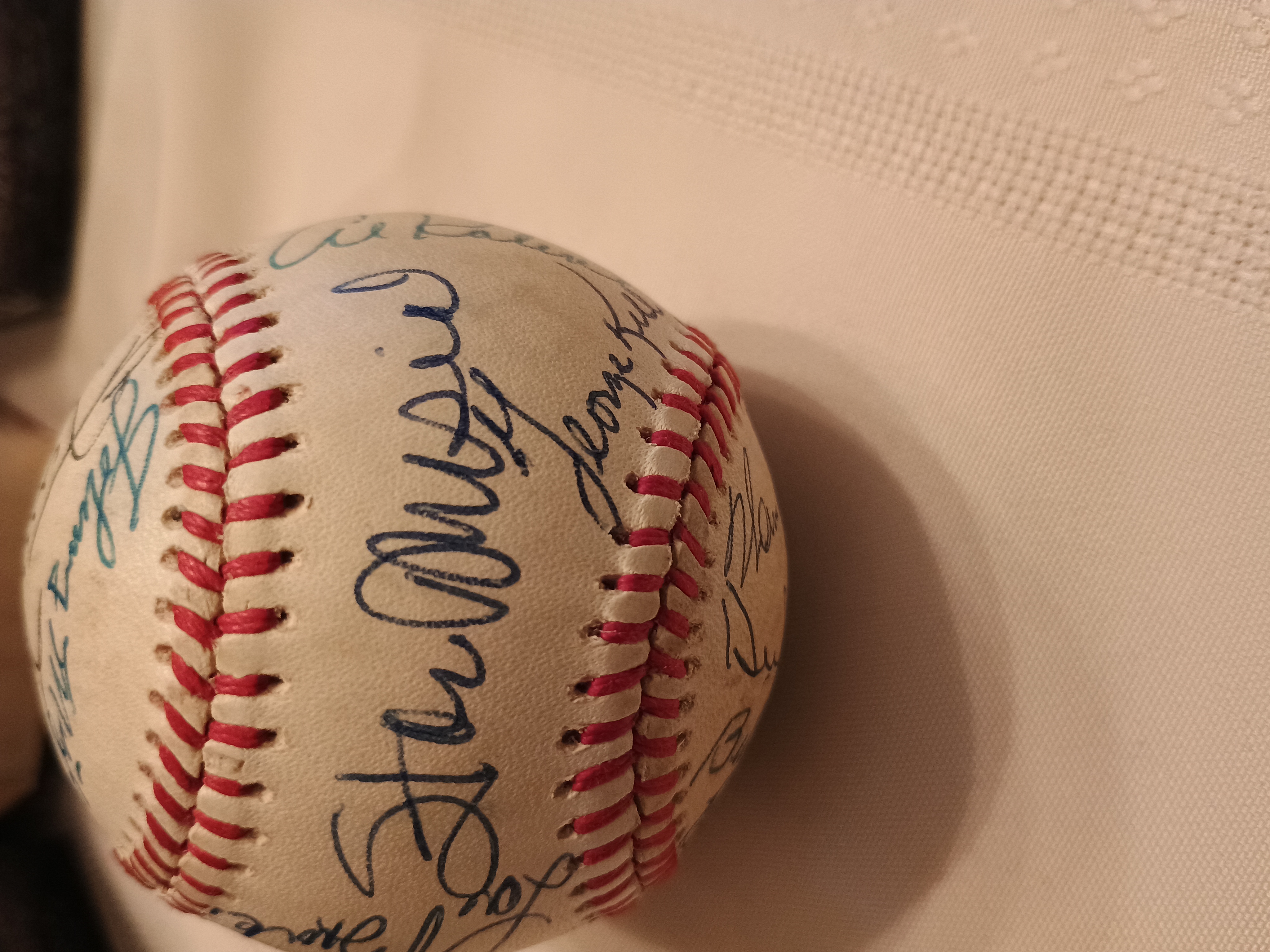 21 HOF signatures 