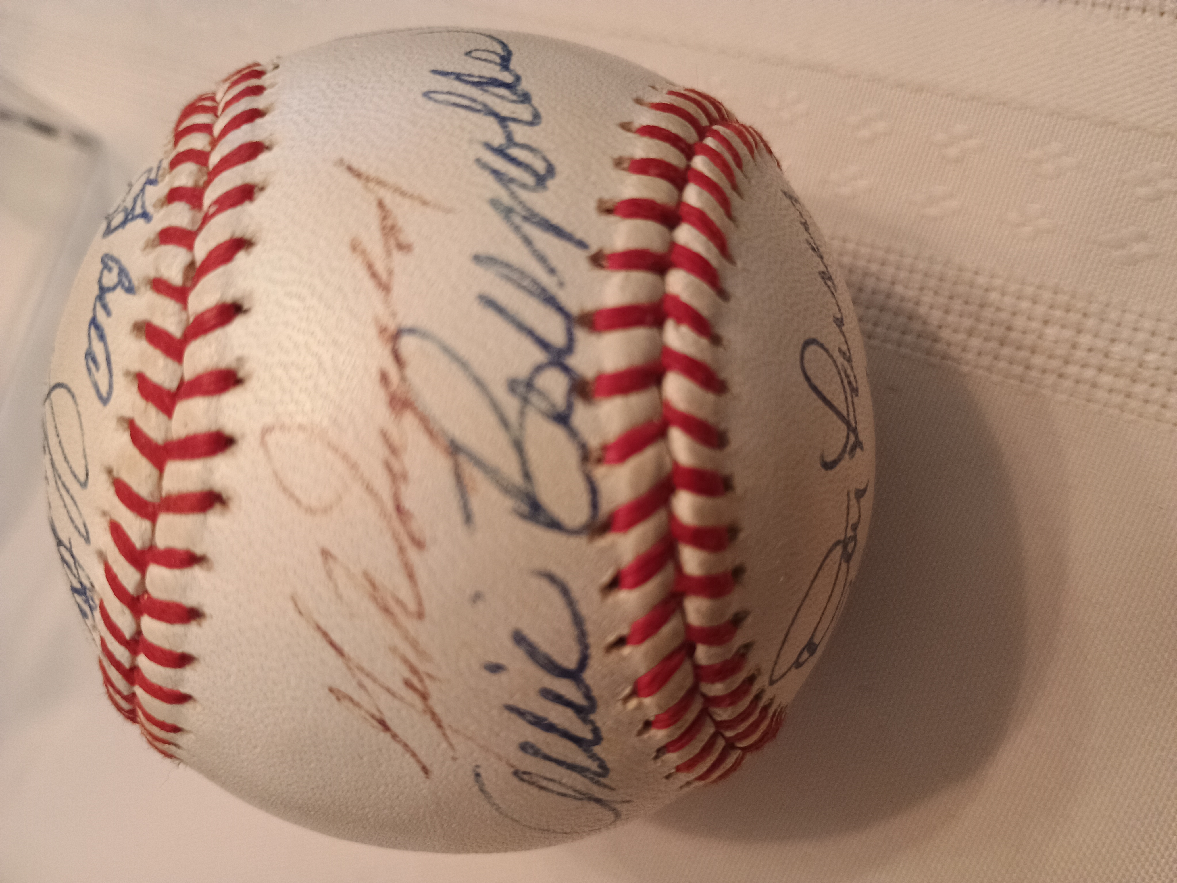 Yankee Multiple Signatures (5 HOF)