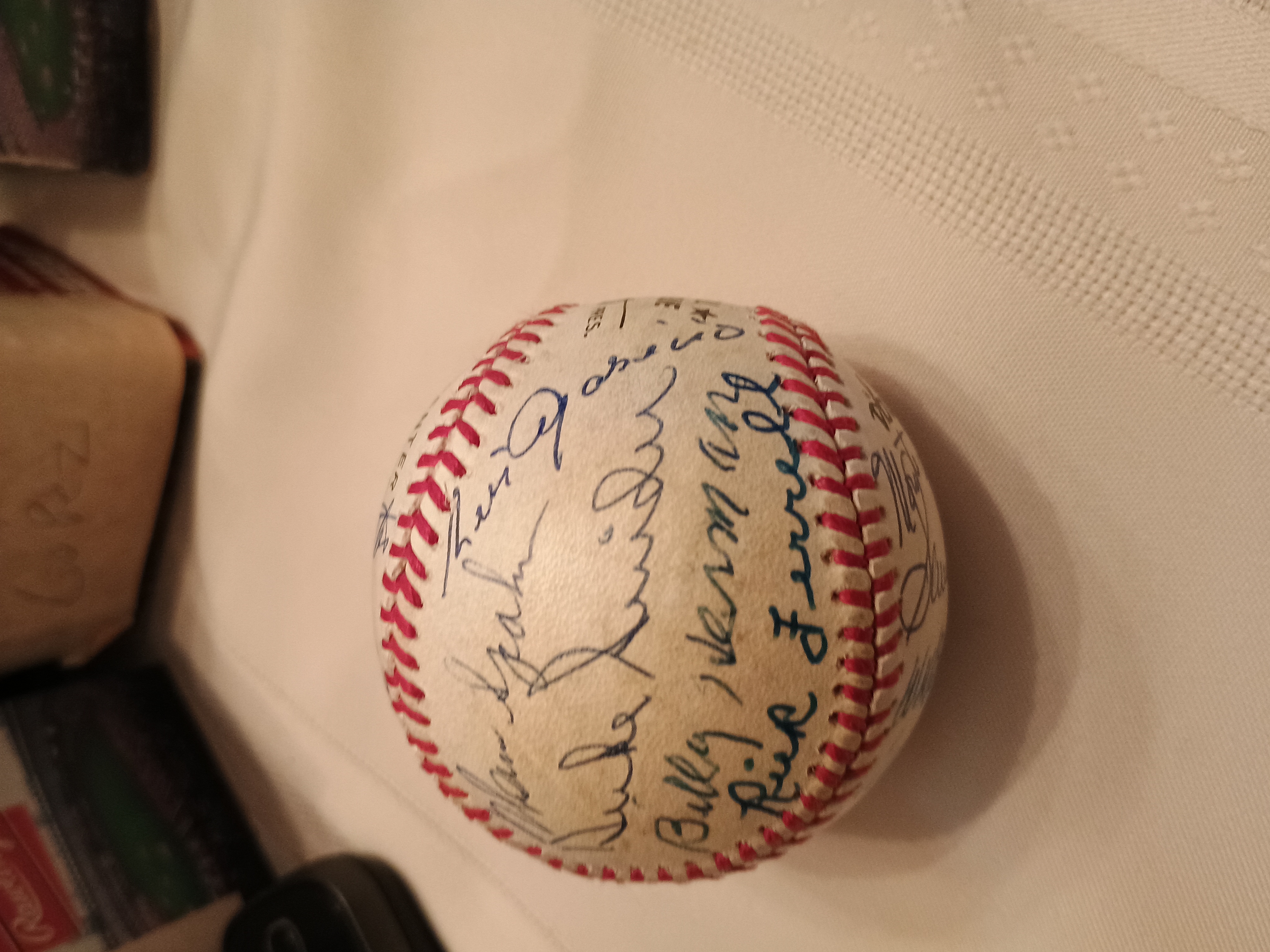 21 HOF signatures 